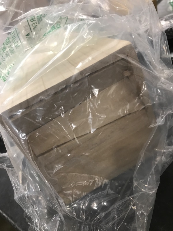 Photo 1 of PINVNBY Parakeet Nesting Box Bird House Wood Breeding Box Parrots Mating Box for Lovebirds,Cockatoo,Budgie, Finch,Canary and Medium-Sized Birds(L)