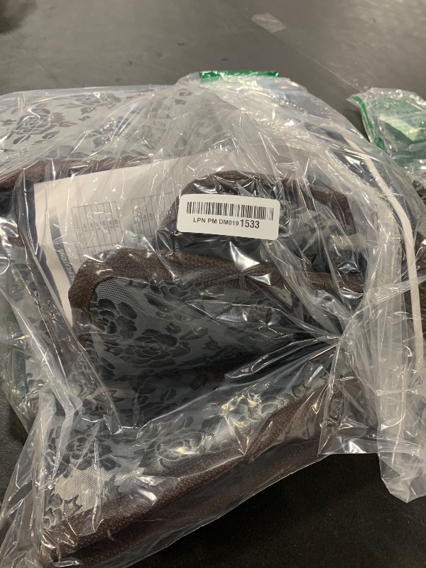 Photo 1 of Bestio Dog Heating Pad,Extra Large Heating Pads for Dogs,Heated Pet Bed Outdoor with Chew Resistant Steel Cord,Outdoor Heating Pad for Pets Birth,Newborns or Elder Pets(Rose,47×30 in)