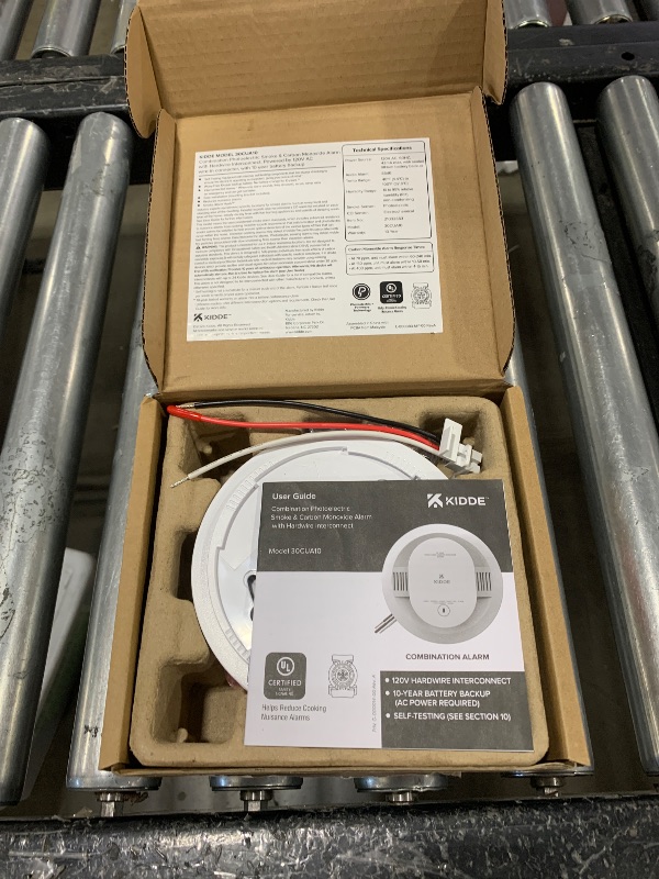 Photo 2 of Kidde Hardwired Smoke & Carbon Monoxide Detector, 10-Year Battery Backup, Interconnectable LED Warning Light Indicators