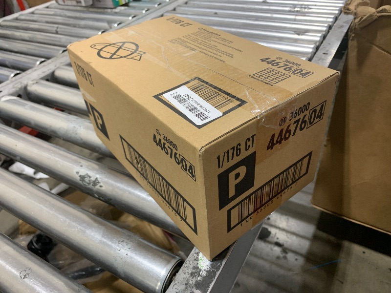 Photo 1 of Poise Daily Liners, Incontinence Panty Liners, 2 Drop Very Light Absorbency, Long Length, 176 Count of Pantiliners (4 Packs of 44), Packaging May Vary