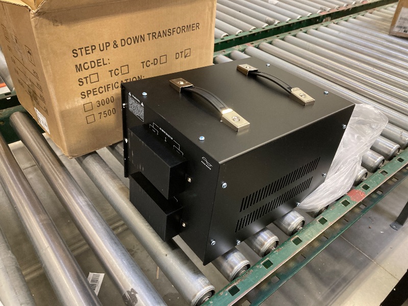 Photo 1 of 5000W/5000W Voltage Converter Transformer Step Up & Step Down 110V to/from 220V