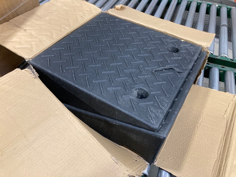 Photo 1 of Rocomoco Rubber Curb Ramp, 7'' Rise Driveway Curb for Ramps, Heavy Duty 6800 lbs/3 T Capacity Threshold Ramps, Portable Shed Ramp, Anti-Slip Driveway Ramps for Low Cars Wheelchairs Motorcycle (2PCS)