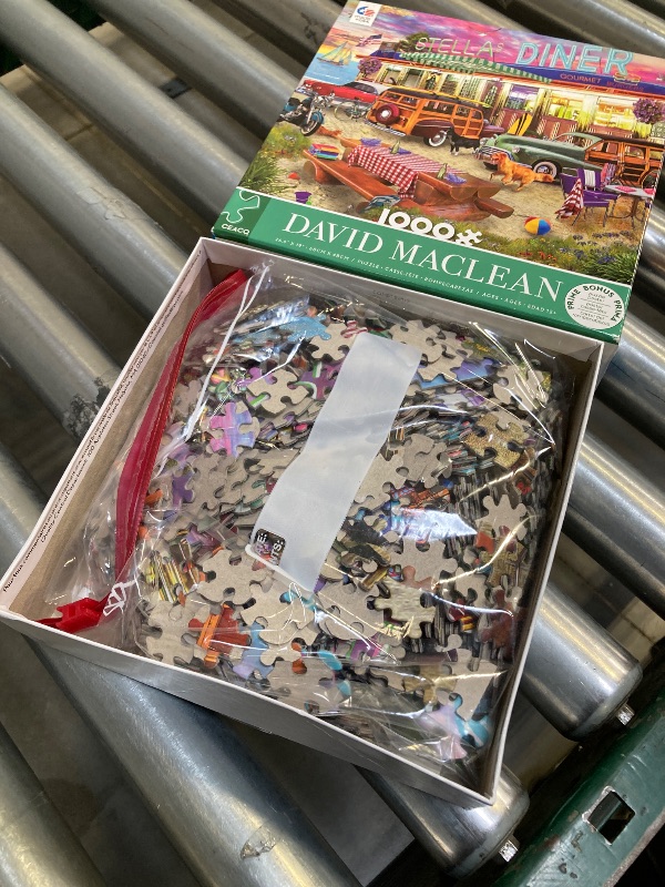 Photo 1 of Ceaco - David Maclean - Beach Diner - 1000 Piece Jigsaw Puzzle