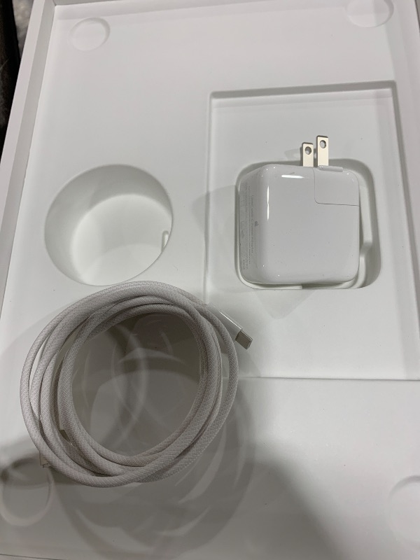 Photo 1 of Apple 2024 MacBook Air 13-inch Laptop with M3 chip: Built for Apple Intelligence, 13.6-inch Liquid Retina Display, 16GB Unified Memory, 256GB SSD Storage, Backlit Keyboard, Touch ID; Starlight