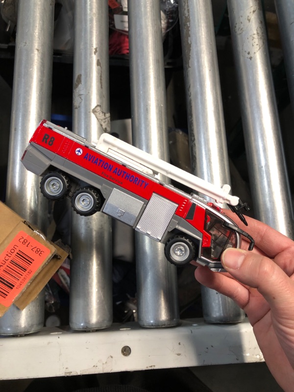 Photo 1 of (FAIR) Ailejia Airport Fire Trucks for Boys, Fire Engine Toys Diecast Fire Truck Engine Pullback Friction Toy Engineering Vehicle fire Truck Model (red)