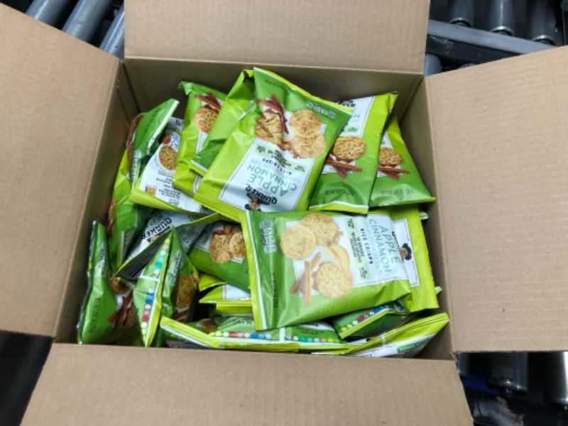 Photo 1 of ***(EXP:5/18/25 )NONREFUNDABLE***Quaker Rice Crisps, Gluten Free, Apple Cinnamon, 0.91 Oz, 30 Count