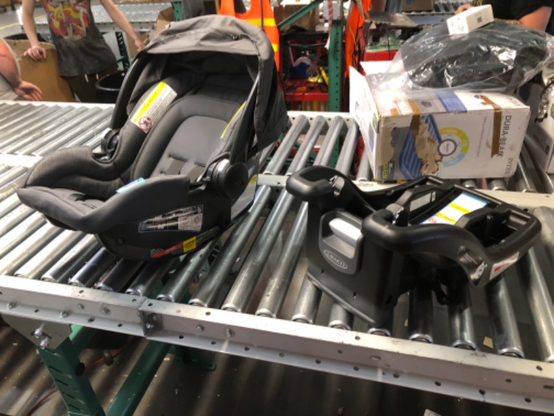 Photo 1 of ***CAR SEAT ONLY - NO STROLLER - SEE PICTURES***
FastAction™ SE 2.0 Travel System Car Seat