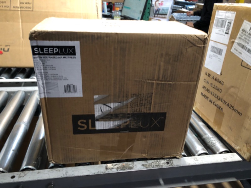Photo 1 of (used)(leaks air)(sold for parts)(repair) SLEEPLUX Durable Inflatable Air Mattress with Built-in Pump, Pillow and USB Charger, 22" Tall Queen