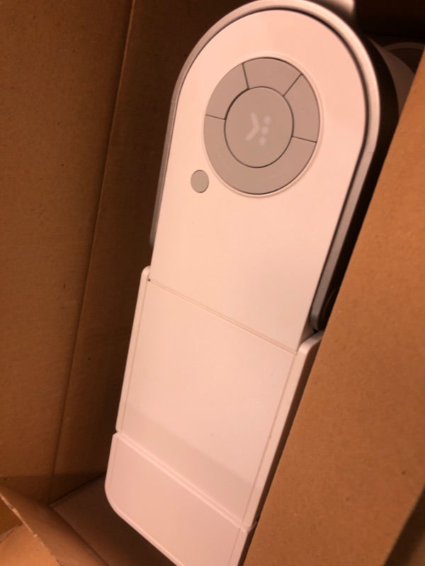 Photo 1 of (not functional) (sold for parts only) Keurig K-Slim Single Serve K-Cup Pod Coffee Maker, Multistream Technology, 3 Brew Sizes, Slim and Sleek Design, 46oz Removable Reservoir, White