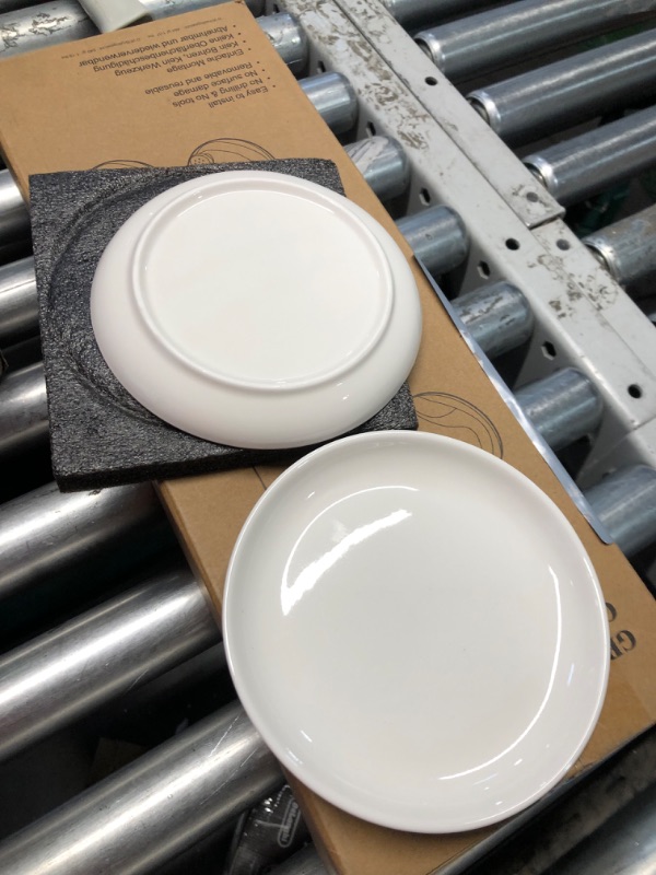 Photo 1 of ***DAMAGED - PLATES HAVE GLAZING FLAWS - SEE PICTURES***
XINLTC 16-Piece Ceramic Appetizer Plates 5.6 Inch, Small Mini Dessert Plates Dinner Plates, Lightweight Round Plates for Bread, Butter, Snack, Dinnerware Saucer Sets - Ivory