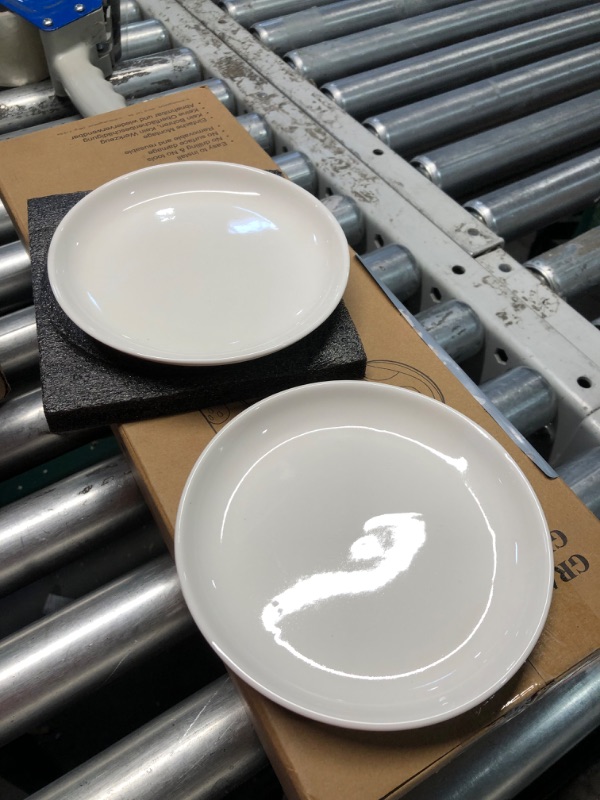 Photo 1 of ***DAMAGED - PLATES HAVE GLAZING FLAWS - SEE PICTURES***
XINLTC 16-Piece Ceramic Appetizer Plates 5.6 Inch, Small Mini Dessert Plates Dinner Plates, Lightweight Round Plates for Bread, Butter, Snack, Dinnerware Saucer Sets - Ivory