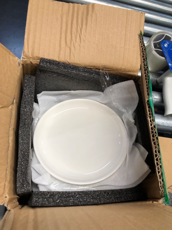 Photo 1 of ***DAMAGED - PLATES HAVE GLAZING FLAWS - SEE PICTURES***
XINLTC 16-Piece Ceramic Appetizer Plates 5.6 Inch, Small Mini Dessert Plates Dinner Plates, Lightweight Round Plates for Bread, Butter, Snack, Dinnerware Saucer Sets - Ivory