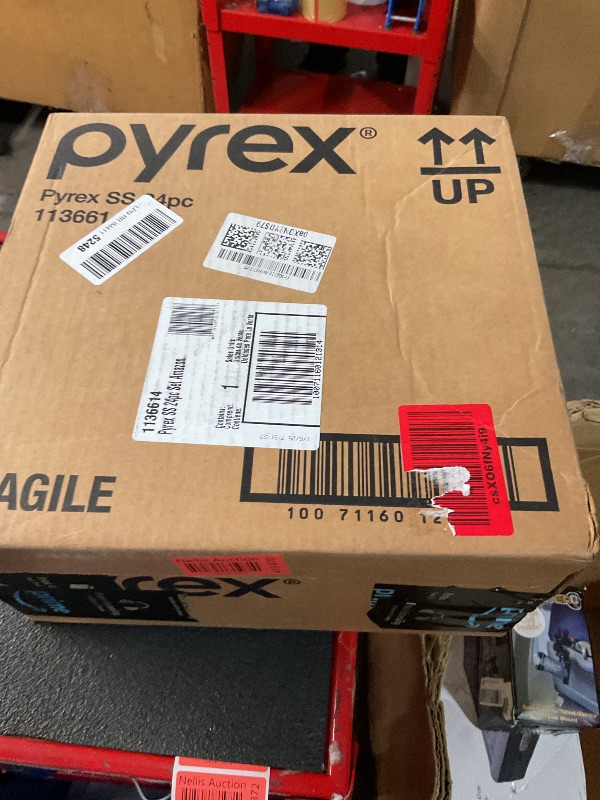 Photo 1 of Pyrex Simply Store 12-Pack Mixed Sized Glass Food Storage Set, Round & Rectangular Containers With Lids, BPA-Free, Dishwasher & Microwave Safe