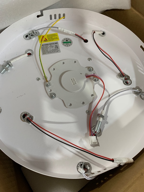 Photo 1 of (used)(see all images) LVZECHEN 76CM Smart Ceiling Light with Fan DC Motor 6 Gear Reversible Bedroom Ceiling Fan w