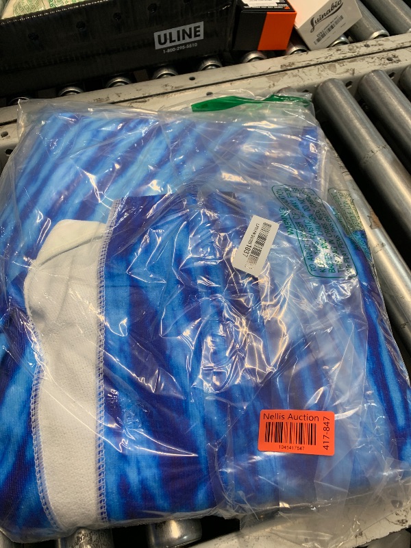 Photo 1 of ***(USED)***
NISDOING Lounge Chair Towel Cover, Beach Chair Cover (Pack of 2), Pool Lounge Chair Covers for Outdoor,Garden, Beach,Sun Lounger,Hotel Pool,Large Size and No Sliding, 85" X 30", Blue Tie Dye