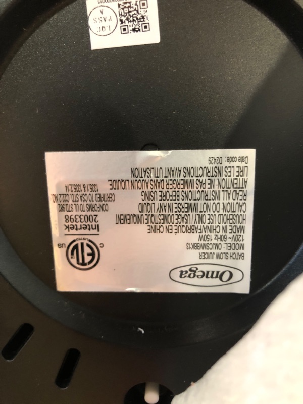 Photo 1 of ***(NO RETURNS OR REFUNDS/ FOR PARTS ONLY/ NON FUNCTIONAL)***

Omega Cold Press Juicer Machine with Time Saving Batch Hopper, Large Capacity for High Nutrient Extraction with Countertop Design for Whole Fruits & Vegetables, 150W, Black