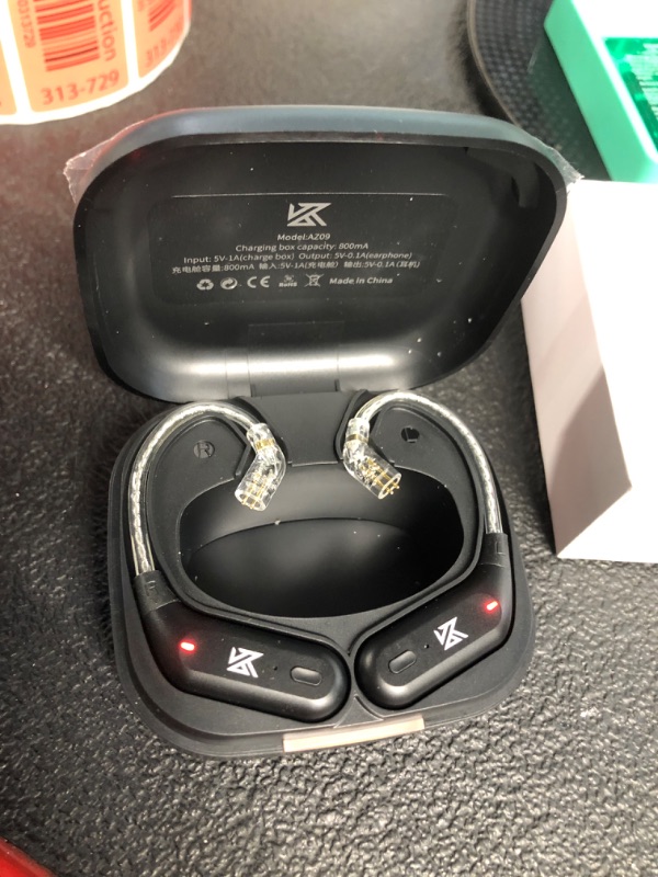 Photo 1 of *** factory sealed *** FAAEAL KZ AE01 Bluetooth Module with QDC/S/C Pin,Bluetooth 5.4 Wireless Ear Hook with Charging Case,AAC Decoding Upgrade Earphone Module for KZ Castor D-Fi ZSN PRO PR3 AS24 TANGZU WANER SG TRN Medusa