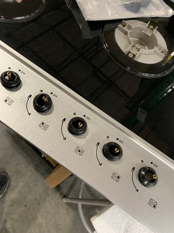 Photo 1 of (used0(see all images) 30 Inch Cooktop , 5 High Efficiency Burners electric 