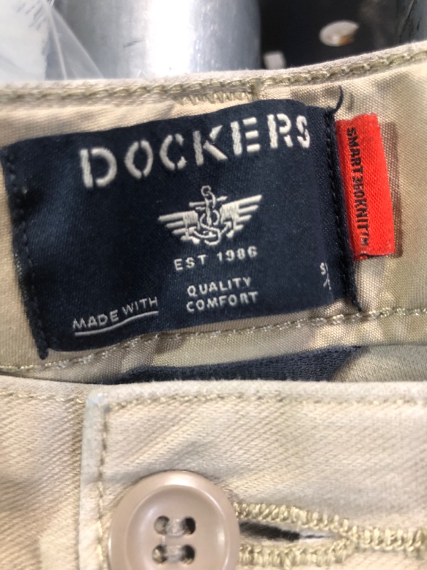 Photo 1 of (used)(damaged)(see images) Dockers Men's Comfort Straight Fit Smart 360 Knit Pants (Regular and Big & Tall), True Chino (Waterless), 44W x 29L