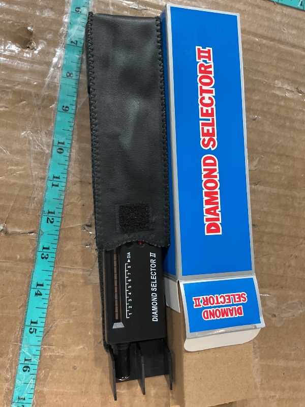 Photo 1 of Diamond Tester, Professional Jewelers' Gemstone Detector, High Accuracy Diamond Tester Pen Professional (Metal Detection Limitation)