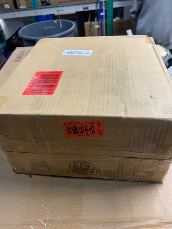 Photo 1 of (used)STANLEY J309 Portable Power Station Jump Starter 600 Peak Amp Battery Booster, 3.1A USB Ports, Battery Clamps