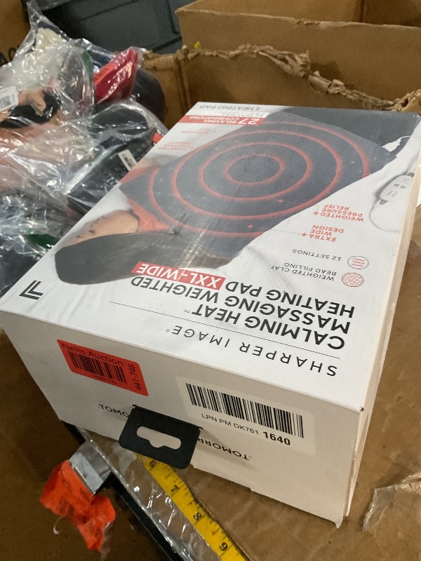 Photo 1 of (USED/FAIR) Calming Heat XXL-Wide Massaging Weighted Heating Pad by Sharper Image- Electric Heating Pad with Massaging Vibrations, Auto-Off, 12 Settings- 3 Heat, 9 Massage- 27 Relaxing Combos, 20” x 24”, 5 lbs
