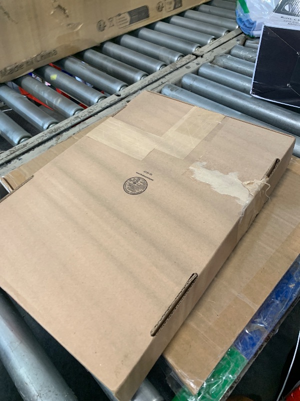 Photo 1 of [parts only] Microsoft Surface Laptop 4 for Business - 13.5'', Matte Black (Metal), Intel Core i7, 16GB RAM, 256GB SSD, Fren