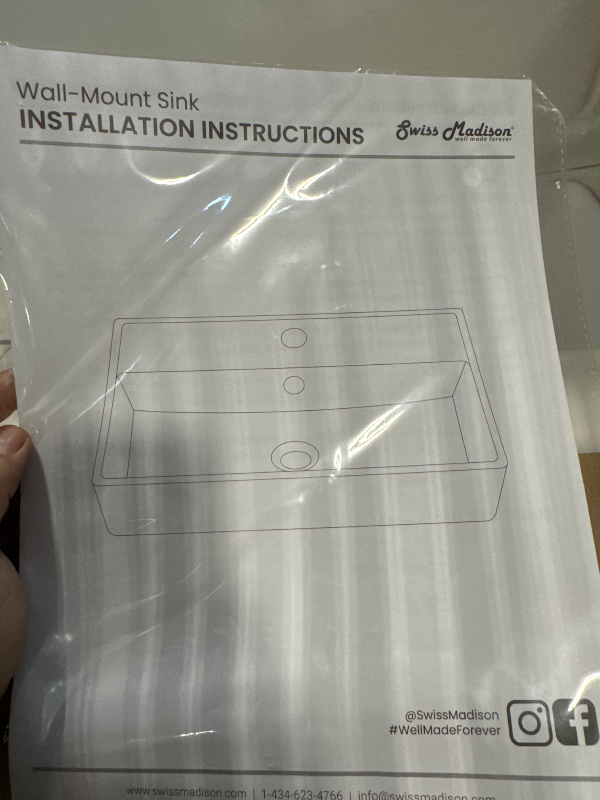 Photo 1 of **SIMILAR**American Standard 2973202.020 Studio Integral Apron Bathtub Left Drain 60 in. x 30 in. in White