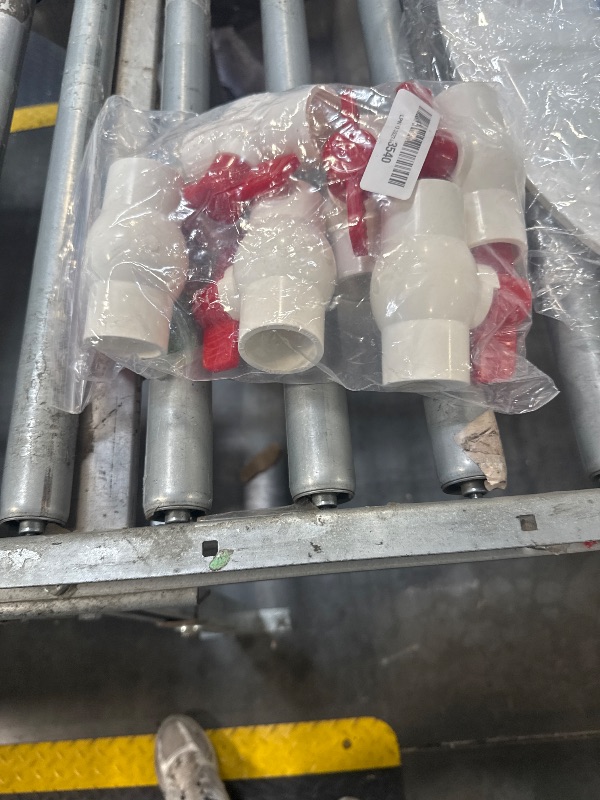 Photo 1 of [5 Pack] 1' PVC Ball Valves, PVC Valves Ball Valve Water Shut Off Valves, 1 inch PVC Ball Valves Slip, Pipe Fittings, Rated at 150 PSI, Socket (1'' - Box of 5)