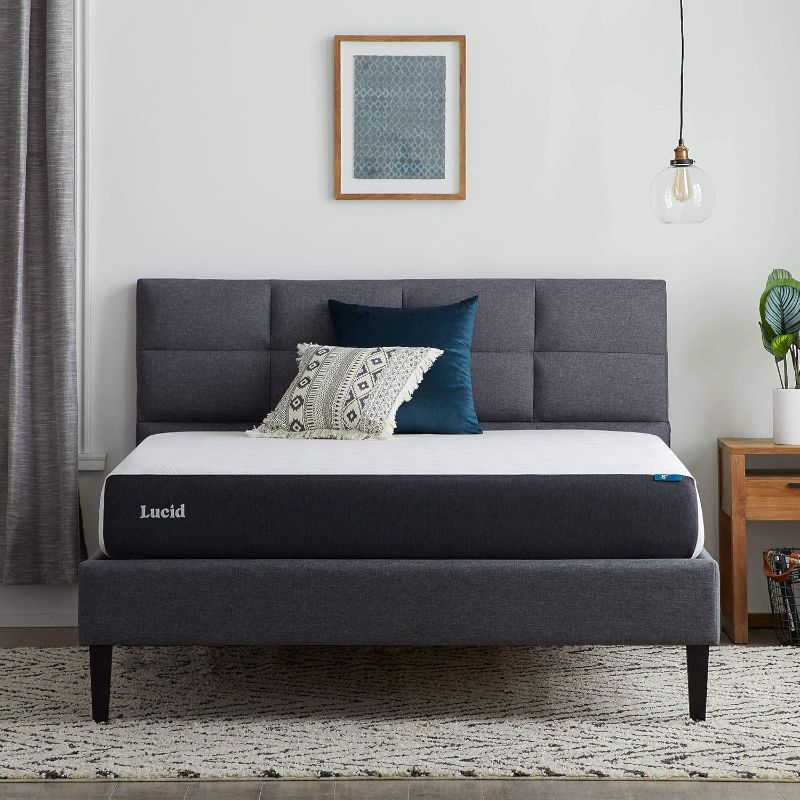 Photo 1 of ****similar***Lucid 8 Inch Twin Mattress - Plush Gel Memory Foam – Bamboo Charcoal Foam – Gel Infused- Hypoallergenic Mattress