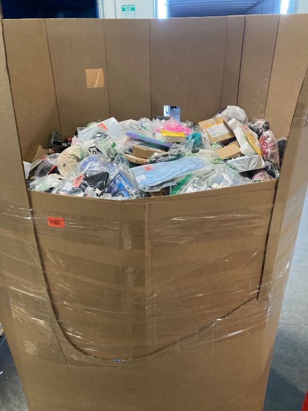 Photo 1 of ***MIXED ITEMS, NO RETURNS***
***MIXED ITEMS, NO RETURNS***

