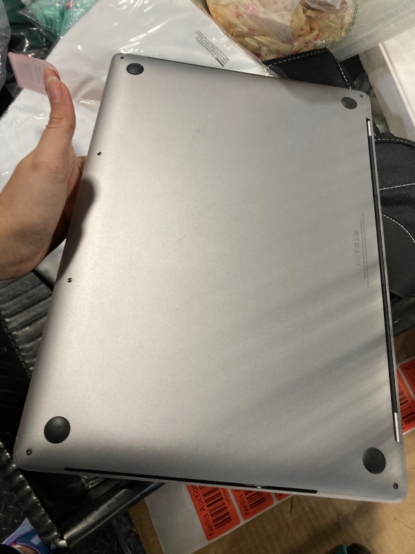 Photo 1 of ***DOESN'T TURN ON, PARTS ONLY***
Apple MacBook Pro Late 2019 with 2.6GHz Intel Core i7 (16 inch, 16GB RAM, 512GB) Space Gray (Renewed)