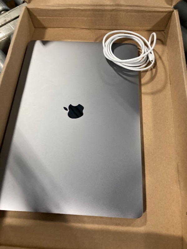 Photo 1 of ***DOESN'T TURN ON, PARTS ONLY***
Apple MacBook Pro Late 2019 with 2.6GHz Intel Core i7 (16 inch, 16GB RAM, 512GB) Space Gray (Renewed)