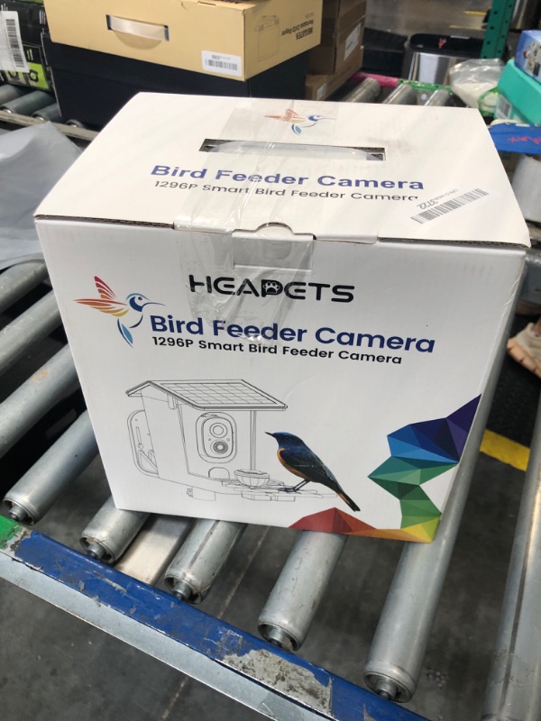 Photo 1 of ***dirty*** some parts are broken*** some parts missing*** Smart Bird Feeder with Camera Solar Powered, 1080P HD Video, 10,000+ Species AI Recognition, Real-Time App Alerts, Weatherproof Design for Effortless Birdwatching, Gift for Bird Lovers, Red-Green
