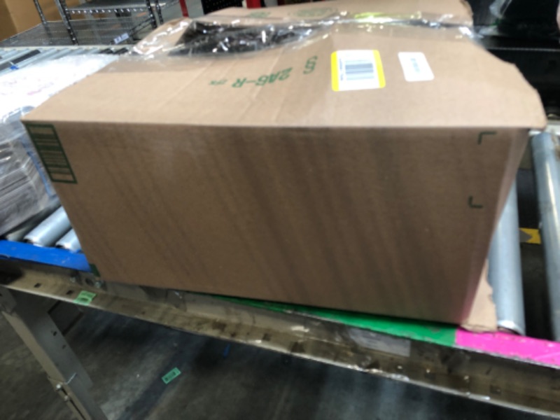 Photo 1 of ***MISSING PIECES**IRIS USA Corner Cat Litter Box Enclosure with Scoop, Small Cat Litter Box with Lid, Corner Litter Box Enclosure for Kittens to Medium Sized Cats, Odor Defensive Hooded Litter Tray, Navy/White