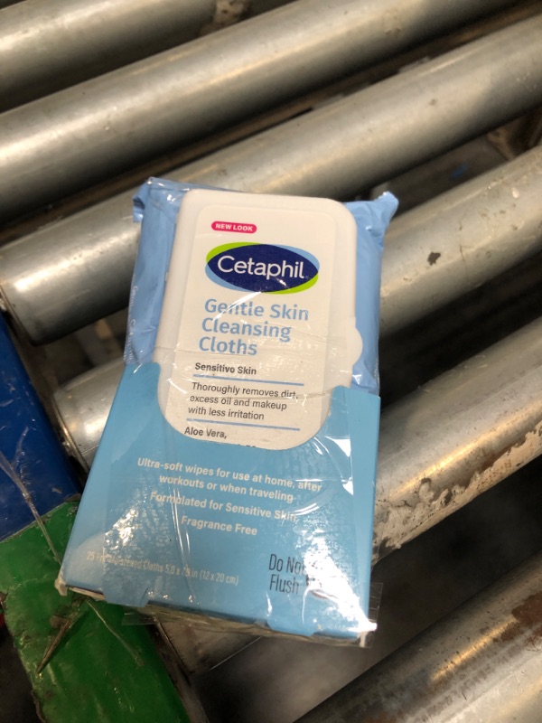 Photo 1 of ** ONL 1** Cetaphil Face and Body Wipes, Gentle Skin Cleansing Cloths, 25 Count (Pack of 1), for Dry, Sensitive Skin, Flip Top Closure, Great for the Gym, Travel, in the Car, Hypoallergenic, Fragrance Free