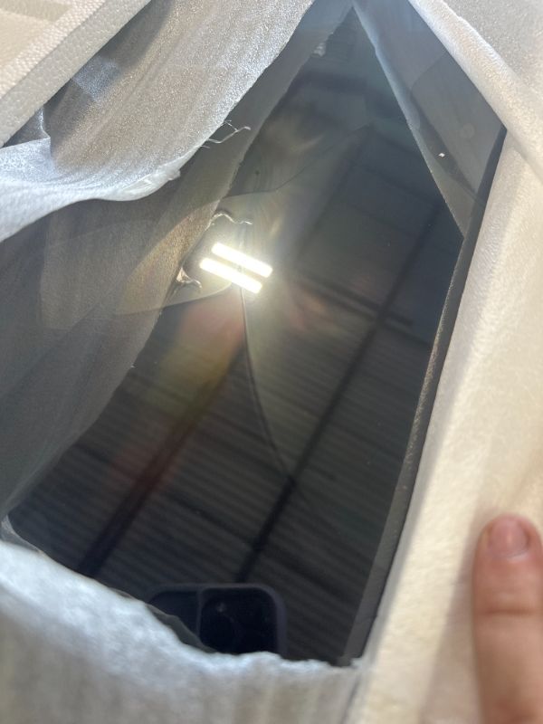 Photo 1 of [DAMAGED SCREEN ] SAMSUNG 55-Inch Class QLED Q7F Series Samsung Vision AI Smart TV (2025 Model, 55Q7F) Quantum HDR, Object Tracking Sound Lite, Q4 AI Gen1 Processor, 4K upscaling, Gaming Hub, Alexa Built-in
