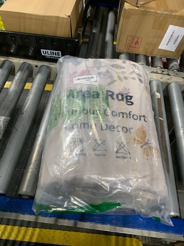 Photo 1 of Wonnitar Washable 5x7 Rug for Living Room, Floral Print Large Bedroom Area Rug, Non-Slip Dining Table Throw Mat, Botanical Area Rug Carpet for Entry Basement Dorm (Beige,5'x7')