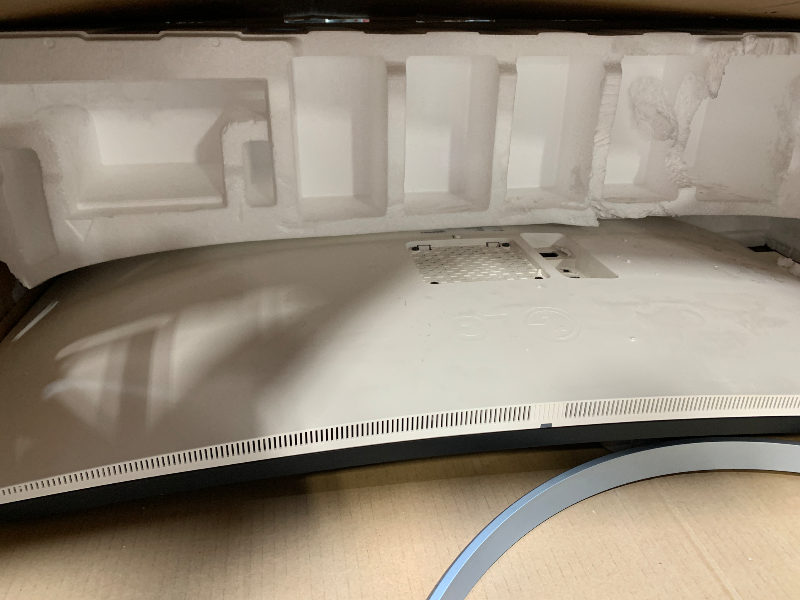 Photo 1 of LG Smart Monitor (43SQ700S) -43-Inch 4K UHD(3840x2160) IPS Display, webOS Smart Monitor, ThinQ Home, Magic Remote, USB Type-C, 2X Stereo Speakers, AirPlay 2, Screen Share, Bluetooth,White