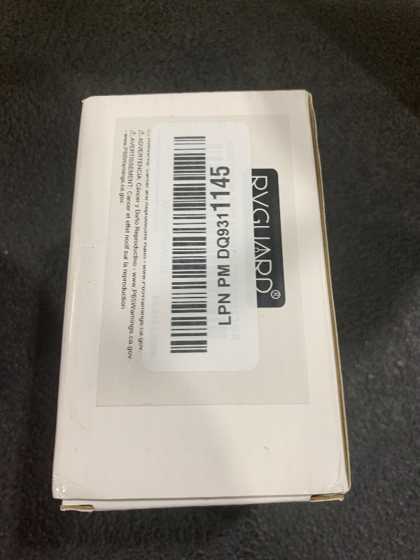 Photo 1 of RVGUARD Industrial Grade 20 Amp 250V NEMA L6-20R, 2P, 3W Locking Female Connector, Grounding 5000 Watts Generator Rating ETL