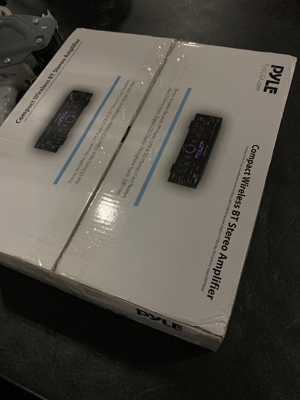 Photo 1 of Pyle Wireless Bluetooth Power Amplifier - 200 Watt Audio Stereo Receiver w/ USB Port, AUX IN, FM Radio, 2 Karaoke Microphone Input, Remote, Home Entertainment System - PDA5BU