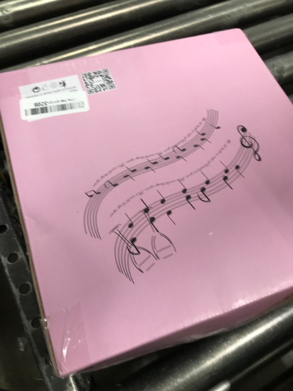 Photo 1 of WDF 60pcs Pink Plastic Plates - 10.25inch Baroque Pink And Gold Disposable Dinner Plates for Upscale Parties -Special for Wedding, Party,Birthdays, Baby Shower