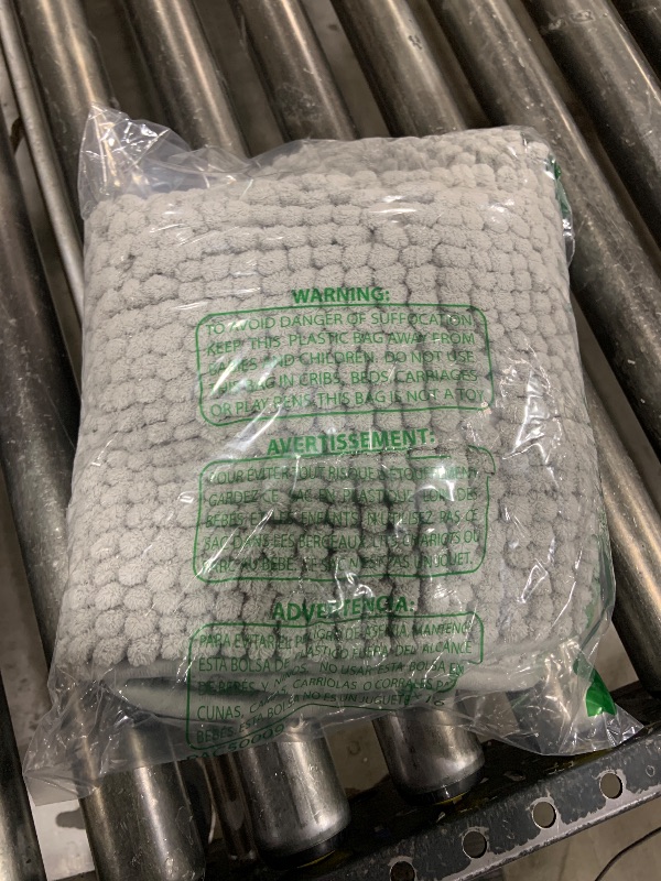 Photo 1 of SUBRTEX Bathroom Rugs Chenille Bath Rug Soft Short Plush Bath Mat Soft Shower Mat Water Absorbent Shower Mat Quick Dry Machine Washable(Light Gray,20" x 32")