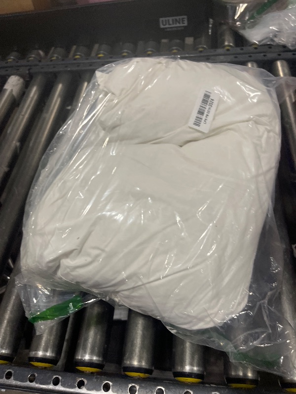 Photo 1 of Shilucheng Goose Down Pillows Queen Size, 900+ Fill Power 100% Cotton Shell 600 Thread Count Down Pillow,at Least 80% Down Filled Comfortable Hotel Pillows Relieve Neck Pressure