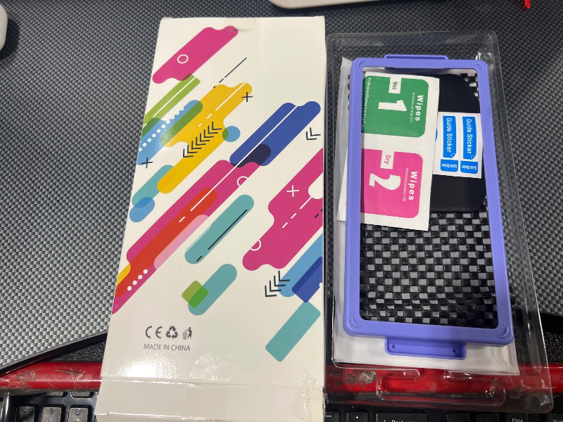 Photo 1 of samsung case protector
