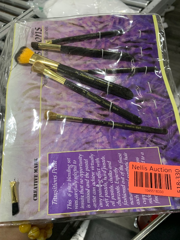 Photo 1 of Creative Mark Professional Artist Petite Transitions Pastel, Chalk and Charcoal Pastellist Blender Brush - Small Set of 6