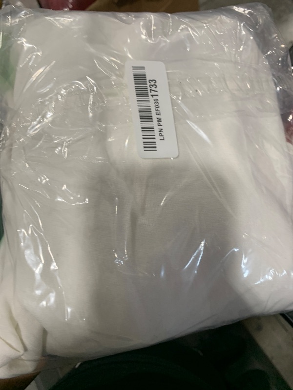Photo 1 of Gildan Youth, Big Kid Hoodie Sweatshirt, Style G18500B, White, X-Large