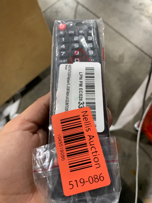 Photo 1 of LG AKB75675304 Replace Smart TV Remote Applicable 55UM6900PUA 65UM6900PUA 43UM7100PUA 49UM7100PUA 55UM7200PUA 43UM7300PUA 43UM7310PUA 49UM7300PUA 50UM7310PUA 70UM7370PUA 50UM7400PUA 82UM7570PUB