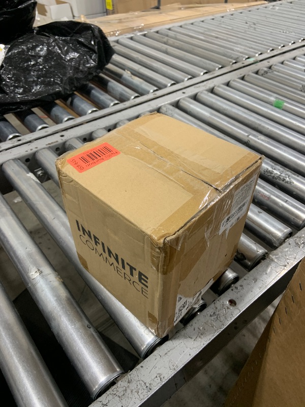 Photo 1 of 100 Pack 6.5 x 4.5 Inch Rigid Mailers with Self Sealing Flap, Bulk Stay Flat Cardboard Envelopes for Shipping Postcards, Photos (White)