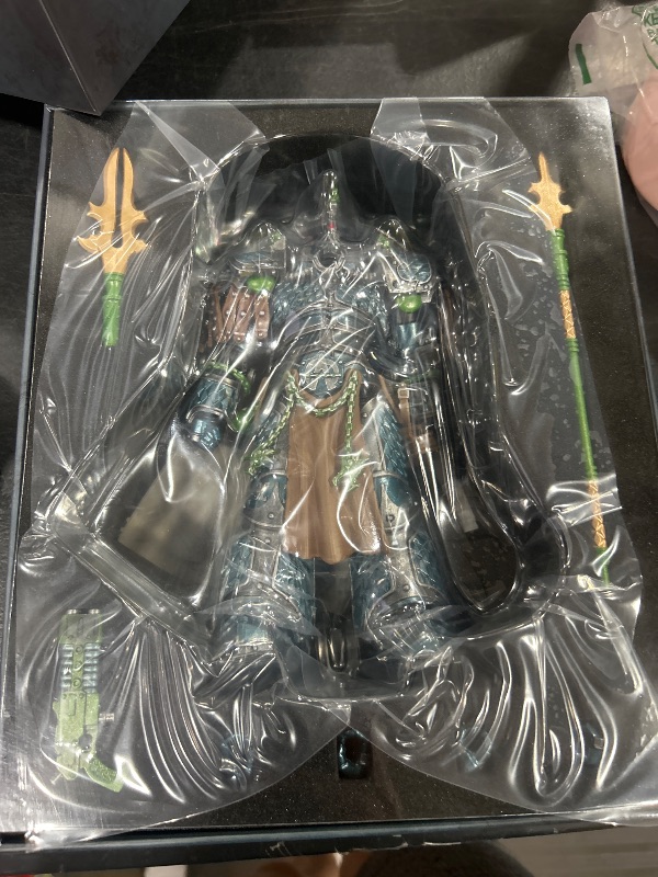 Photo 1 of JOYTOY-Warhammer The Horus Heresy-1:18-Action Figure-Alpha Legion Alpharius, Primarch of The XXth Legion-Collection Model Birthday Gifts